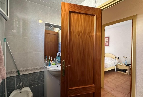 Reventa - Apartamento / piso - Torrevieja - Estacion de autobuses