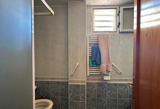 Reventa - Apartamento / piso - Torrevieja - Estacion de autobuses
