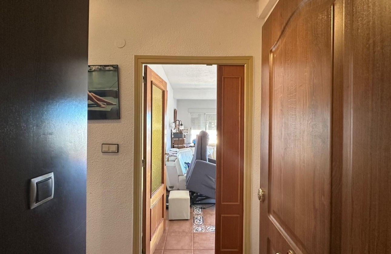 Reventa - Apartamento / piso - Torrevieja - Estacion de autobuses
