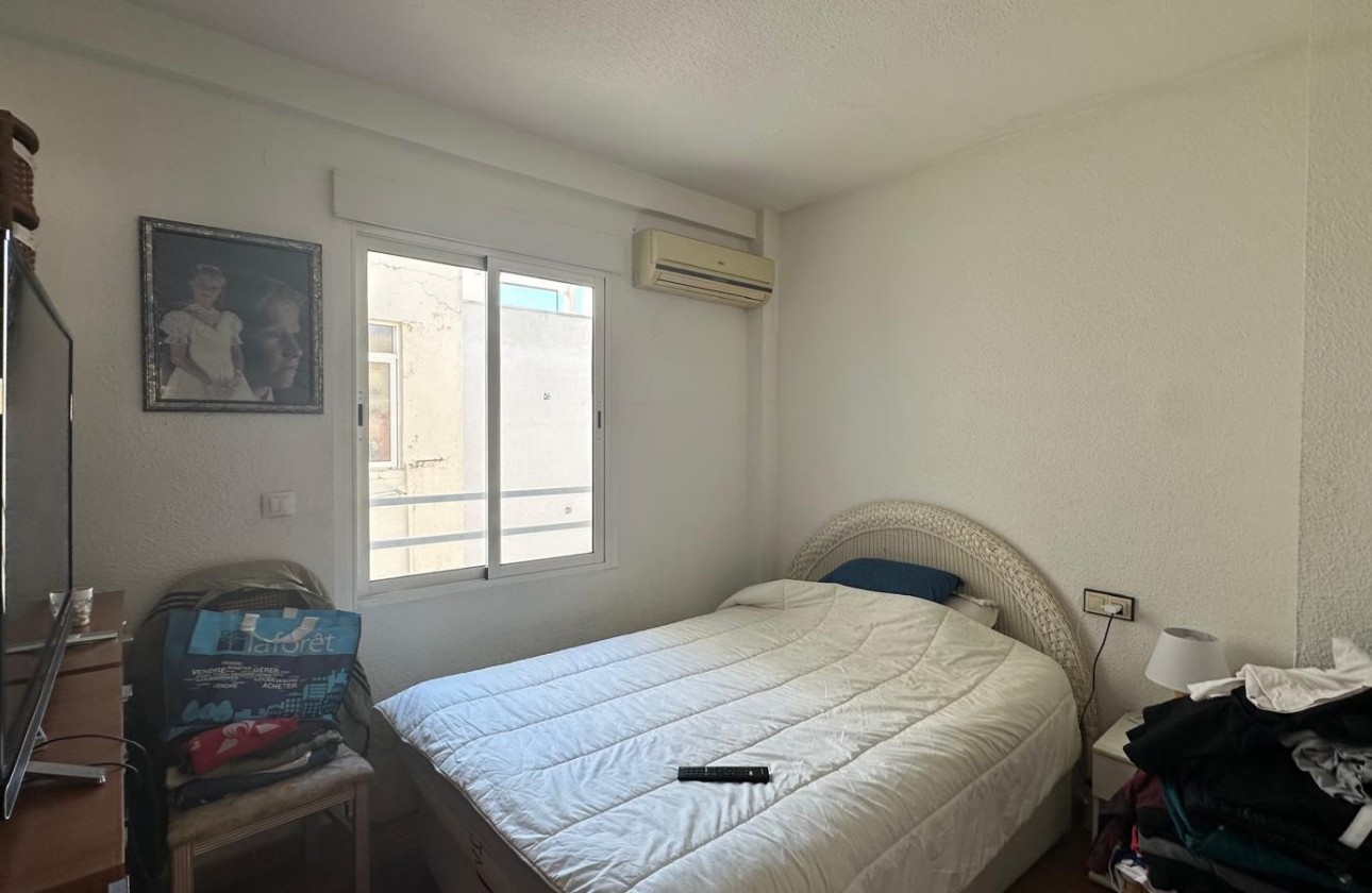 Reventa - Apartamento / piso - Torrevieja - Estacion de autobuses
