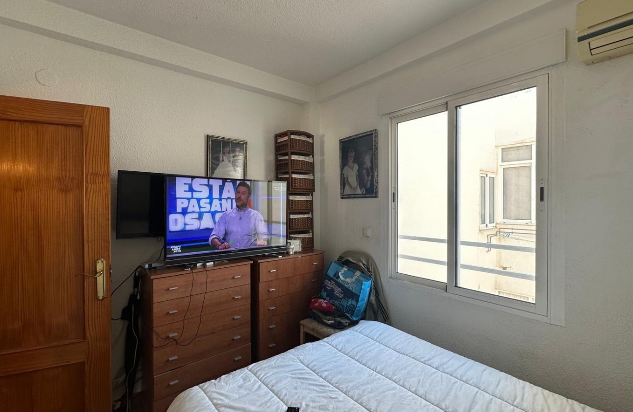 Reventa - Apartamento / piso - Torrevieja - Estacion de autobuses