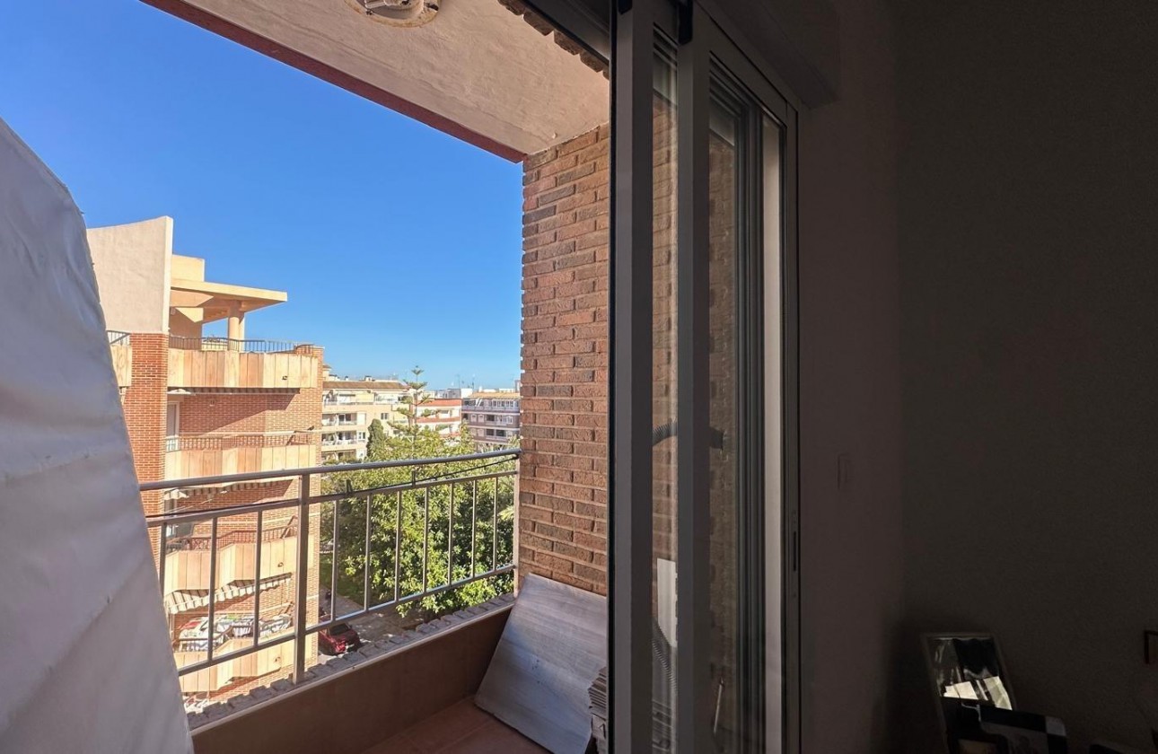 Reventa - Apartamento / piso - Torrevieja - Estacion de autobuses