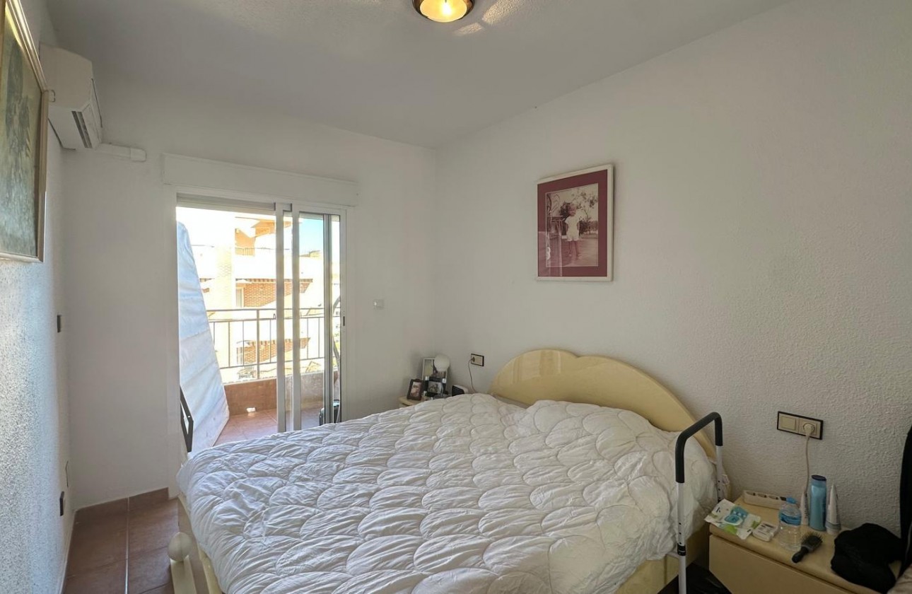 Reventa - Apartamento / piso - Torrevieja - Estacion de autobuses