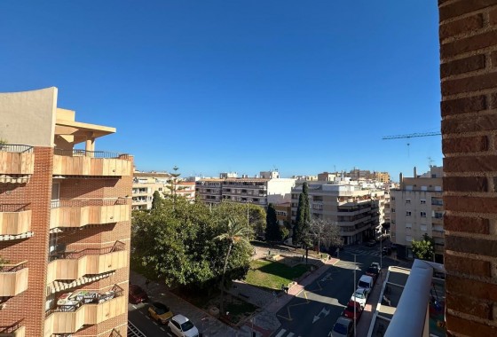 Reventa - Apartamento / piso - Torrevieja - Estacion de autobuses