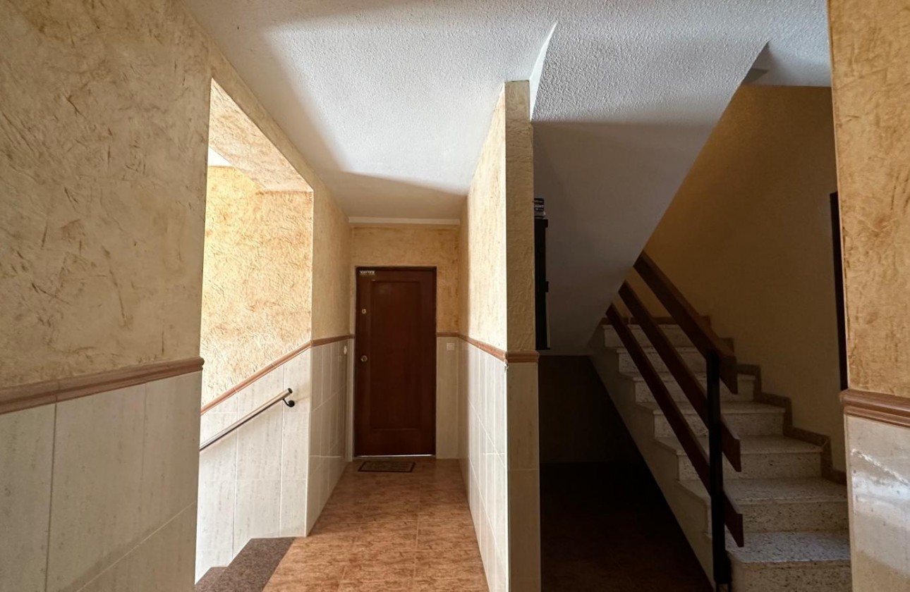Reventa - Apartamento / piso - Torrevieja - Estacion de autobuses