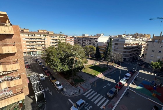 Reventa - Apartamento / piso - Torrevieja - Estacion de autobuses