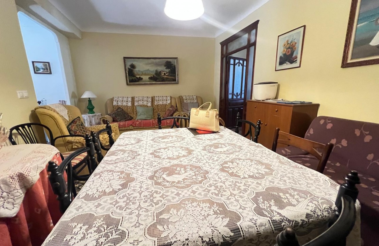 Resale - Villa - Pinoso - Inland