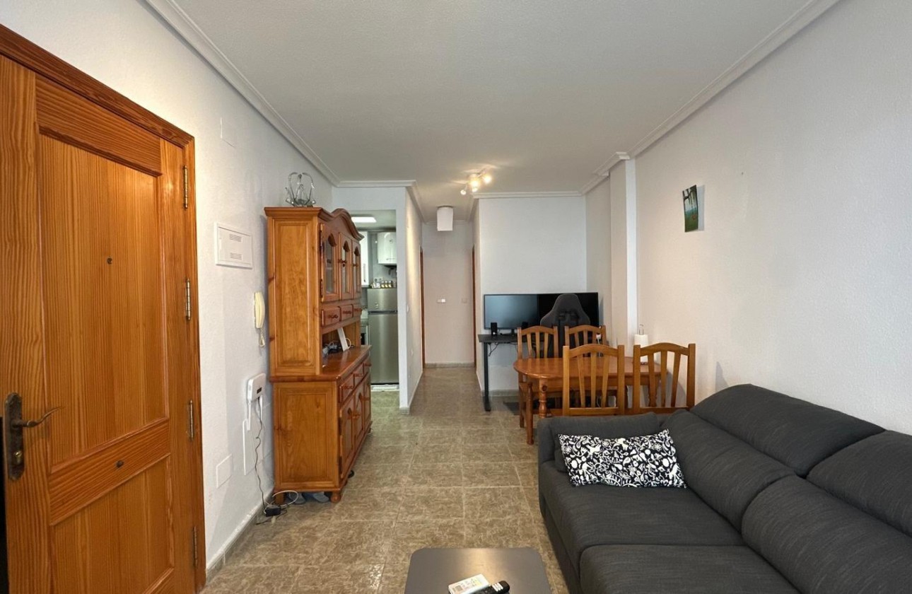 Reventa - Apartamento / piso - Torrevieja - Estacion de autobuses