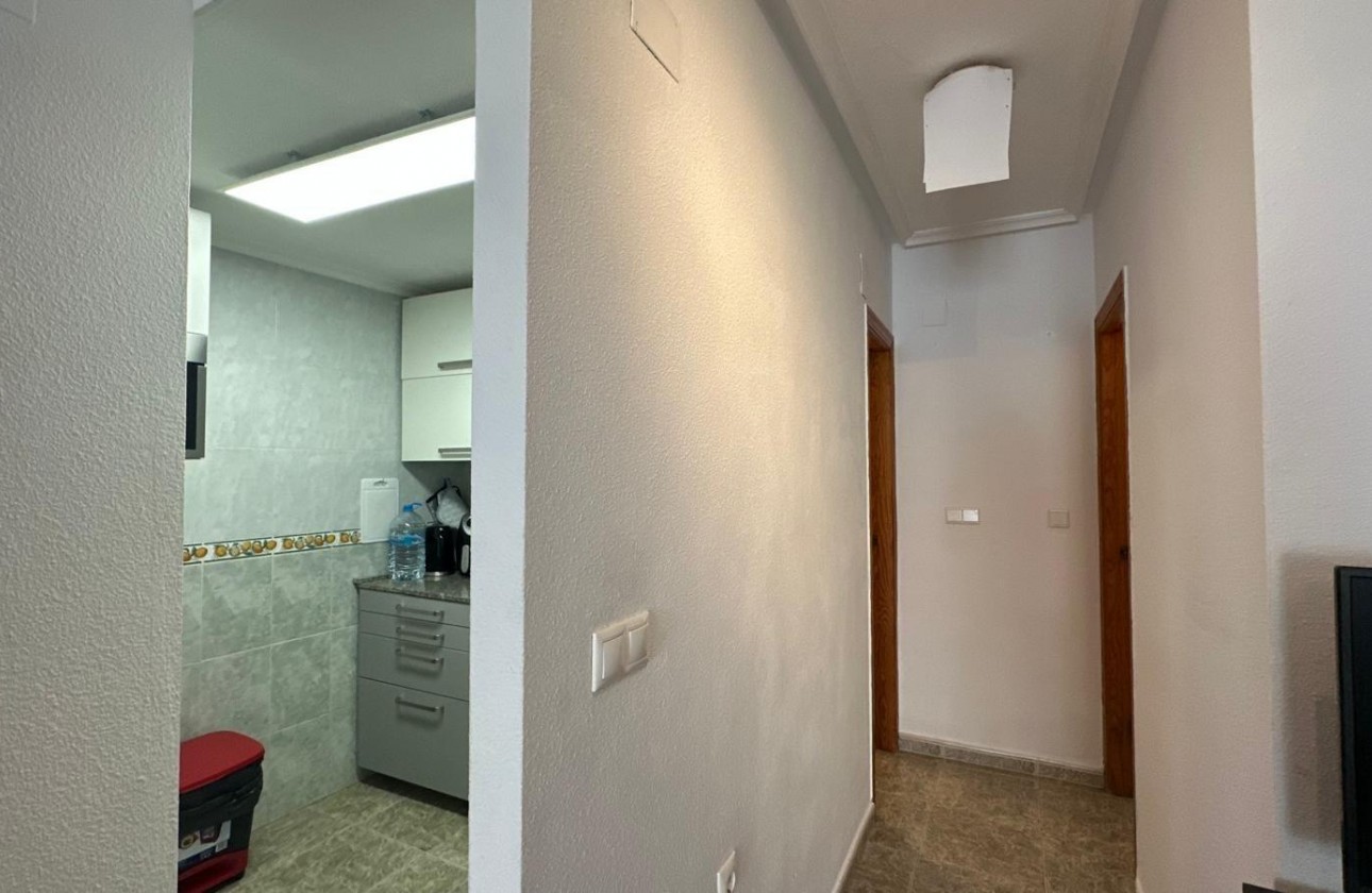 Reventa - Apartamento / piso - Torrevieja - Estacion de autobuses