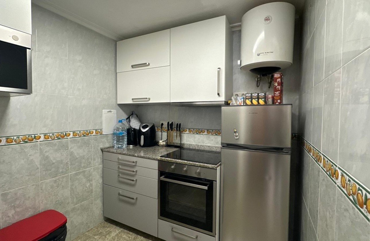 Reventa - Apartamento / piso - Torrevieja - Estacion de autobuses
