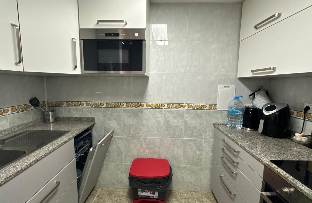 Reventa - Apartamento / piso - Torrevieja - Estacion de autobuses