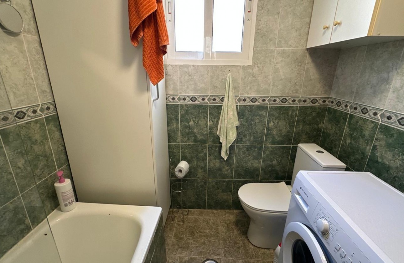 Reventa - Apartamento / piso - Torrevieja - Estacion de autobuses