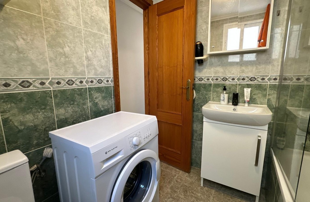 Reventa - Apartamento / piso - Torrevieja - Estacion de autobuses
