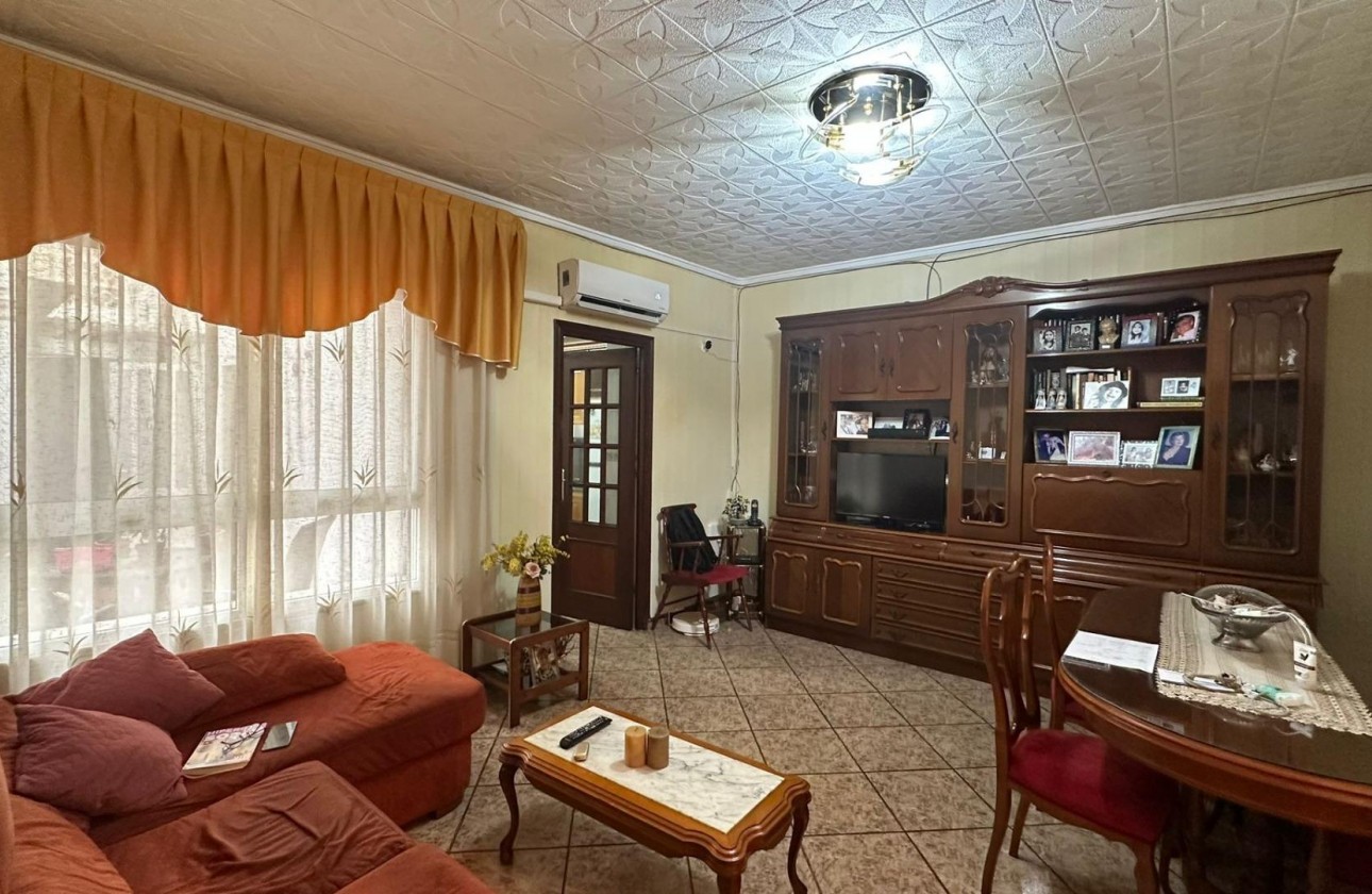 Reventa - Apartamento / piso - Torrevieja - Estacion de autobuses