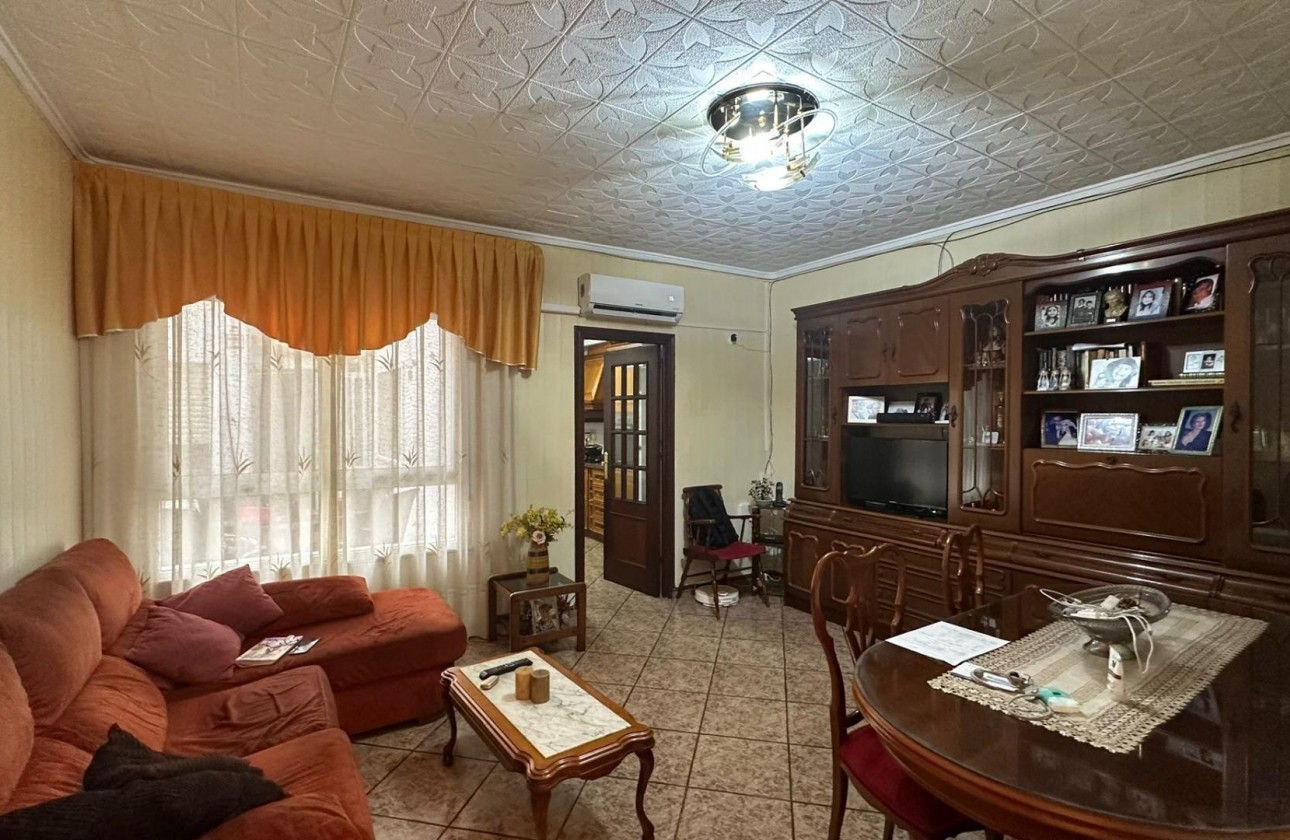 Reventa - Apartamento / piso - Torrevieja - Estacion de autobuses