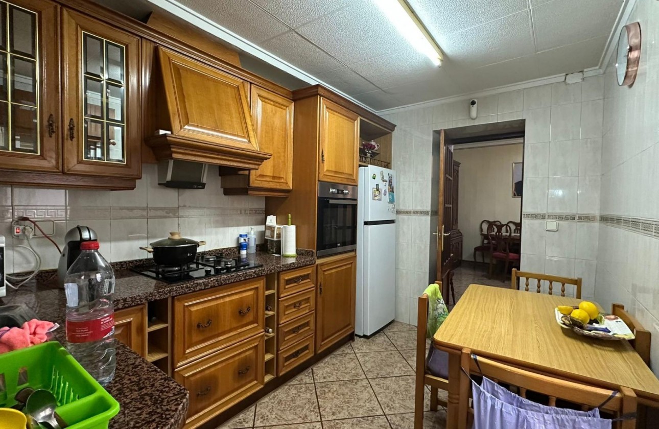 Reventa - Apartamento / piso - Torrevieja - Estacion de autobuses