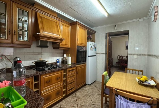 Reventa - Apartamento / piso - Torrevieja - Estacion de autobuses