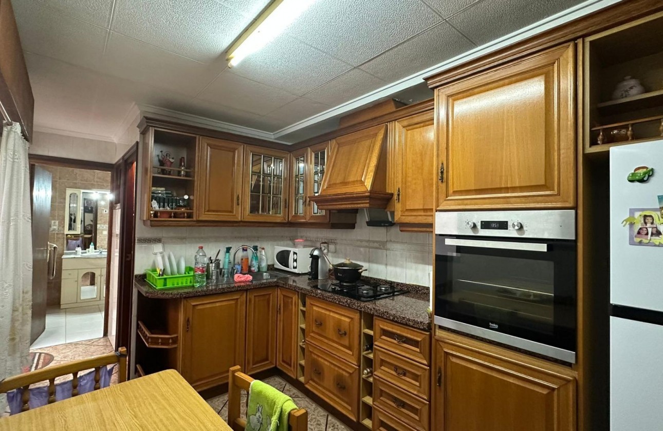 Reventa - Apartamento / piso - Torrevieja - Estacion de autobuses
