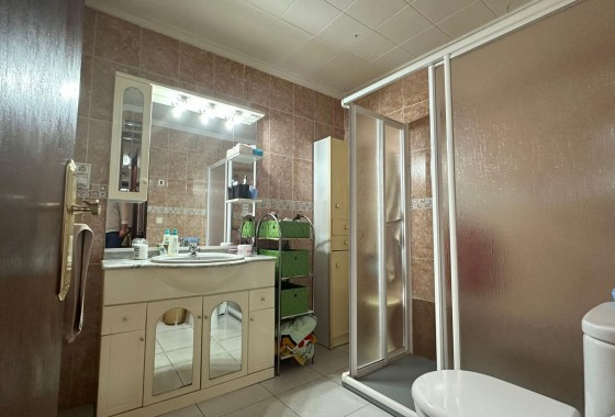 Reventa - Apartamento / piso - Torrevieja - Estacion de autobuses