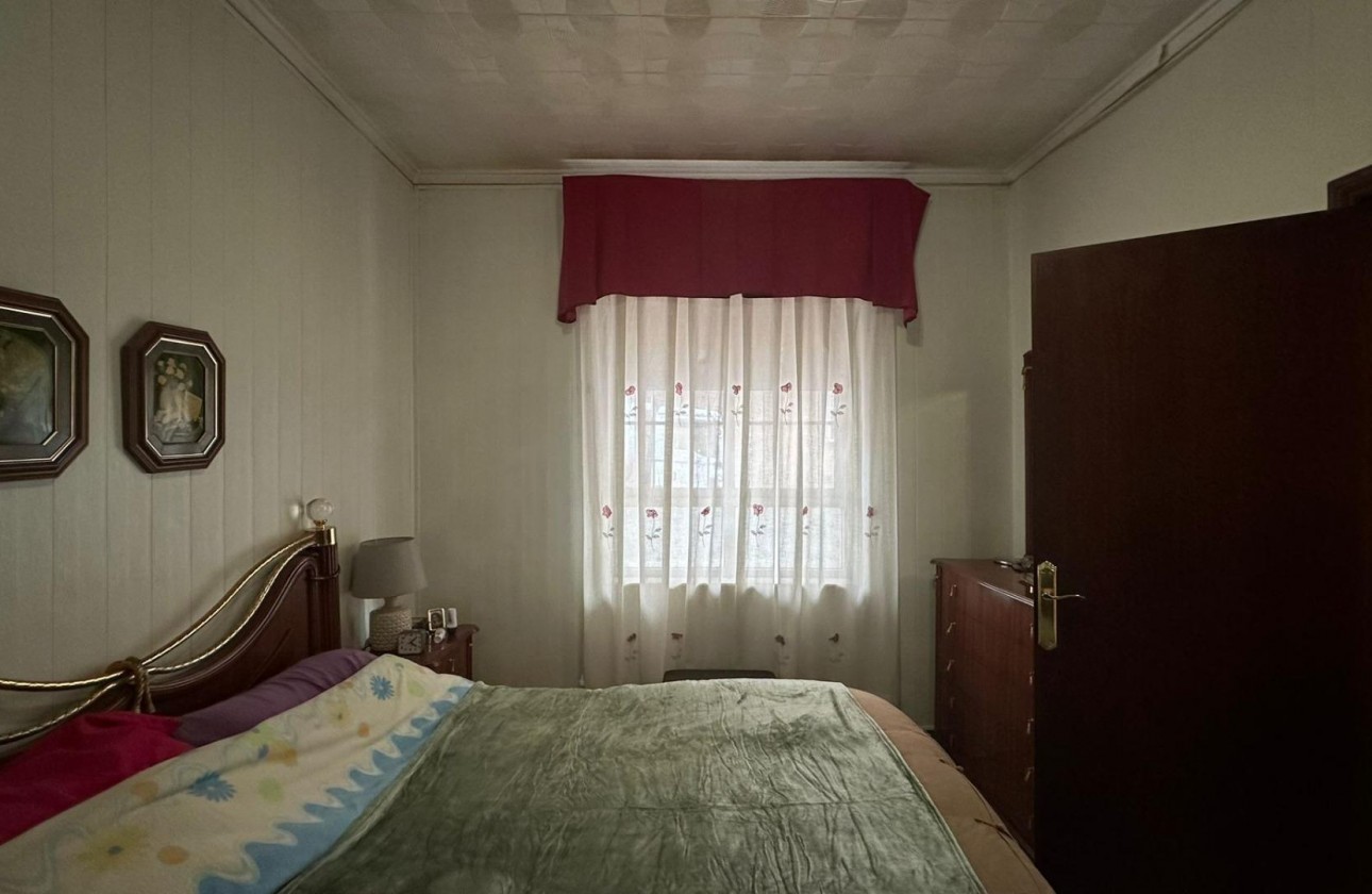 Reventa - Apartamento / piso - Torrevieja - Estacion de autobuses