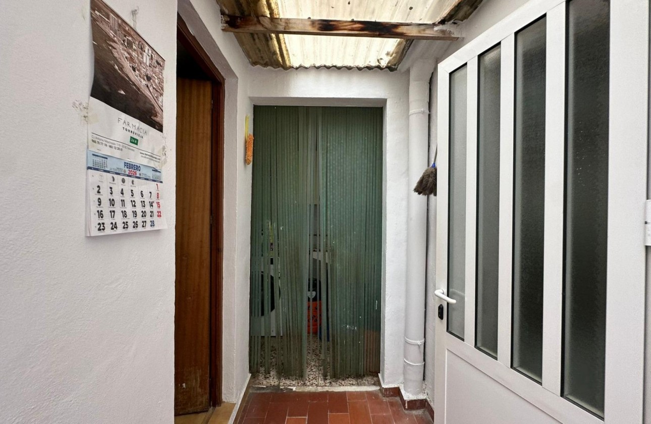 Reventa - Apartamento / piso - Torrevieja - Estacion de autobuses