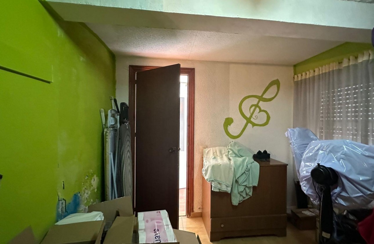 Reventa - Apartamento / piso - Torrevieja - Estacion de autobuses