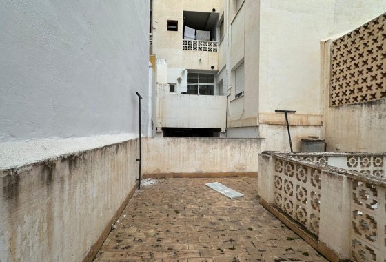 Reventa - Apartamento / piso - Torrevieja - Estacion de autobuses