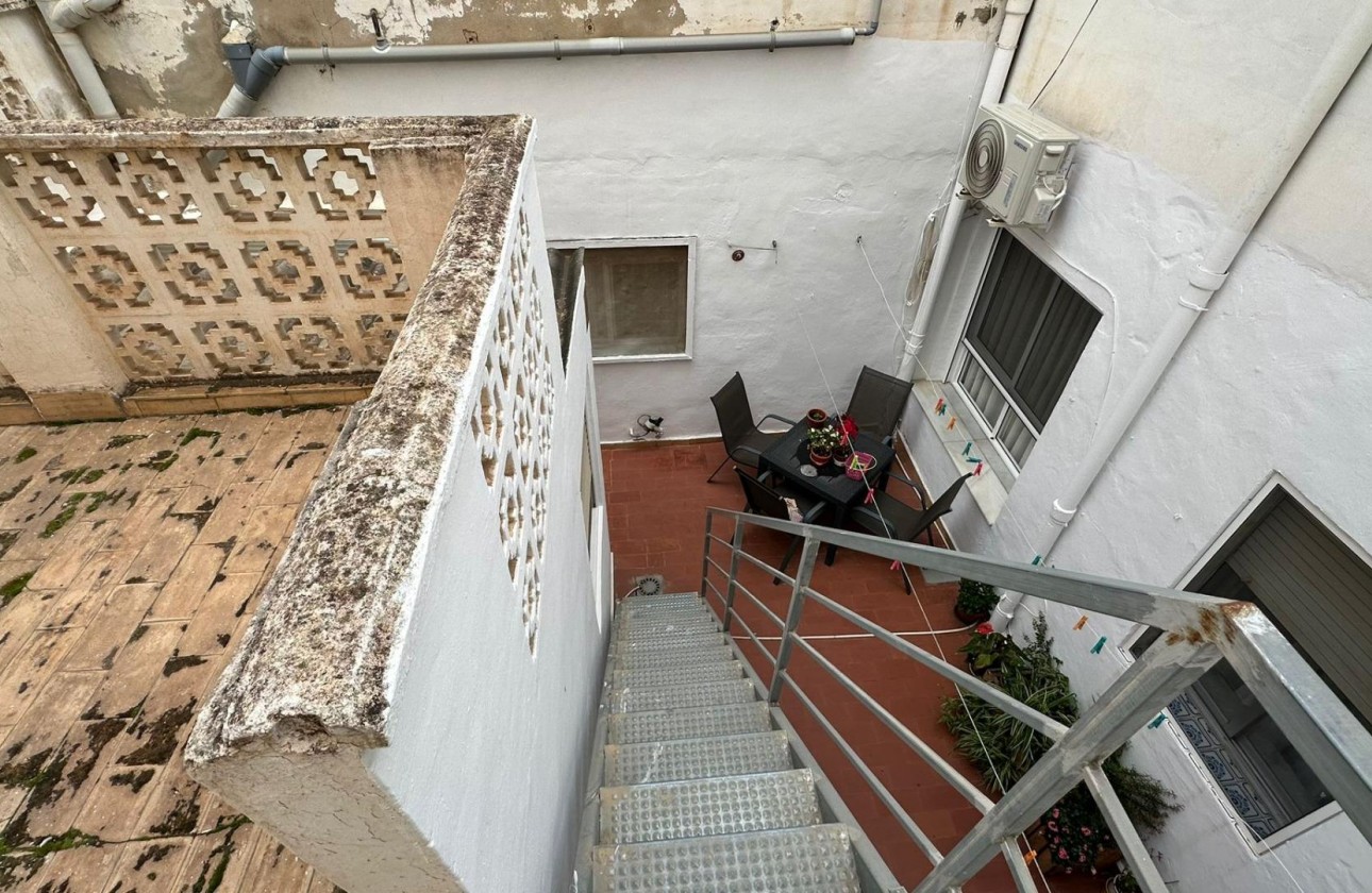 Reventa - Apartamento / piso - Torrevieja - Estacion de autobuses