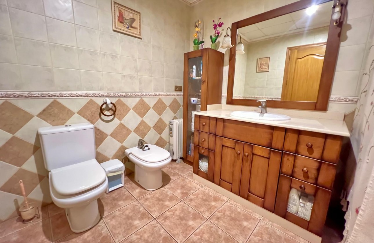 Resale - Villa - Pinoso - Inland