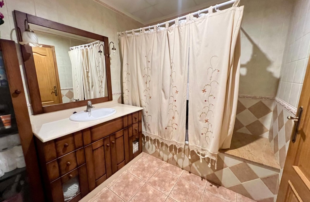 Resale - Villa - Pinoso - Inland