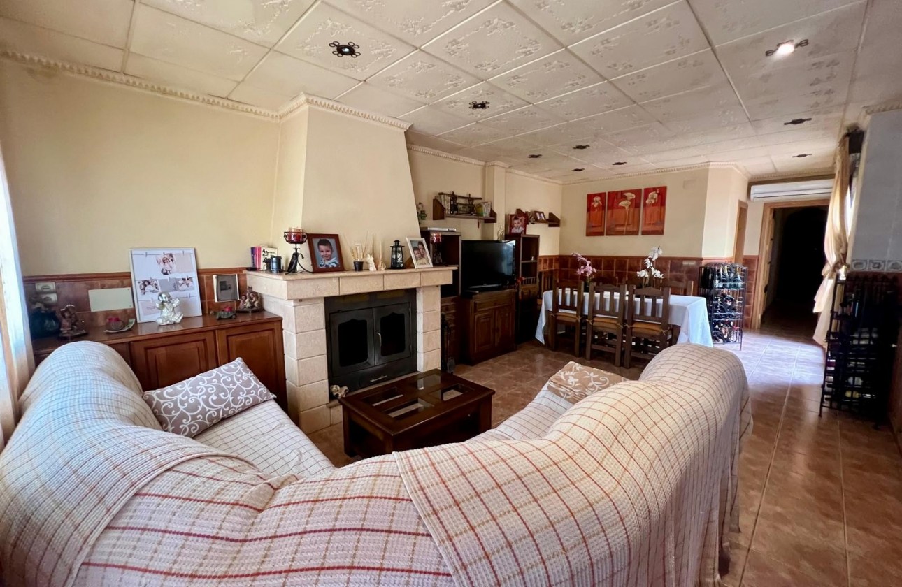 Resale - Villa - Pinoso - Inland