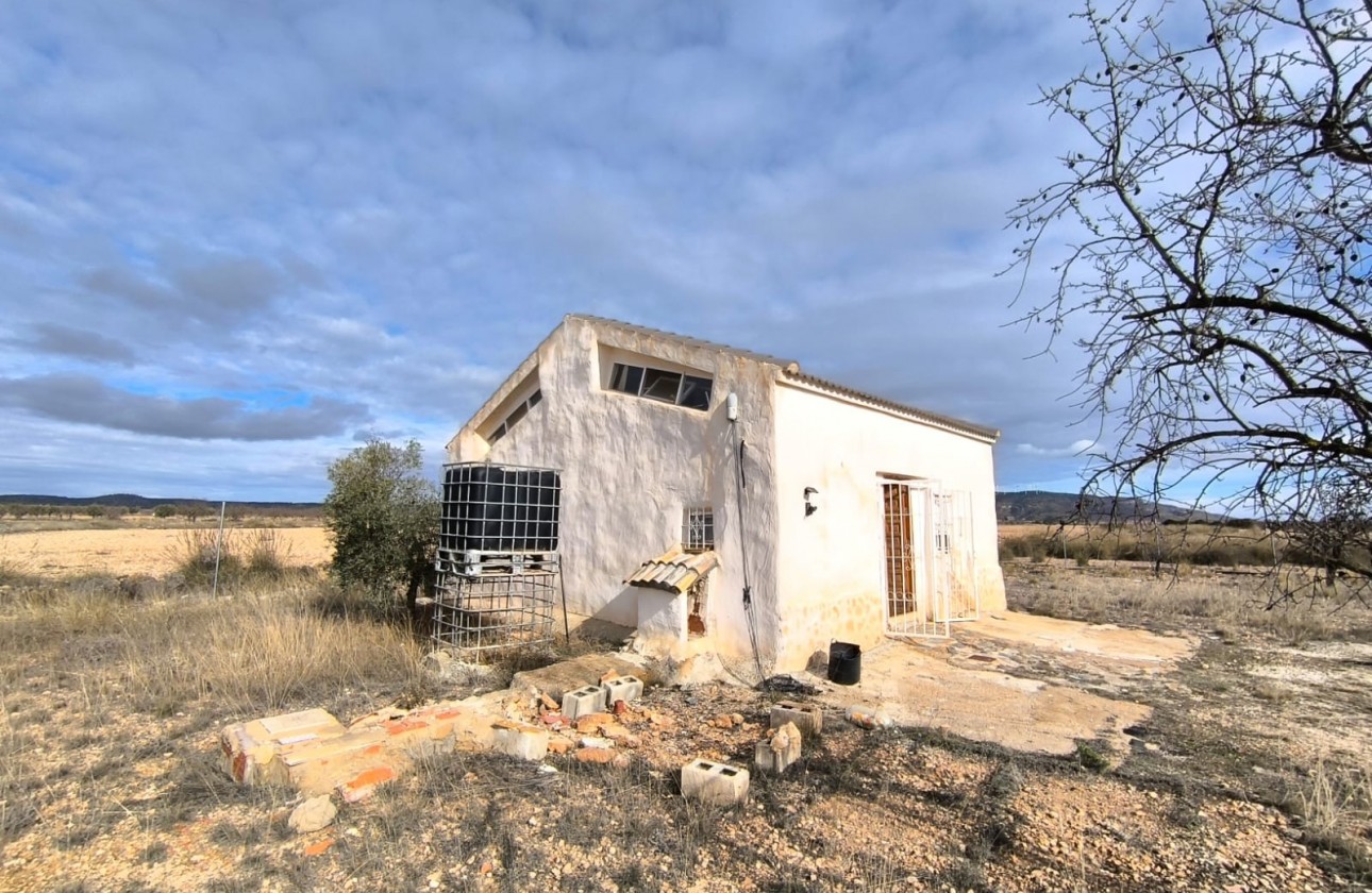 Revente - Property - Yecla - Inland