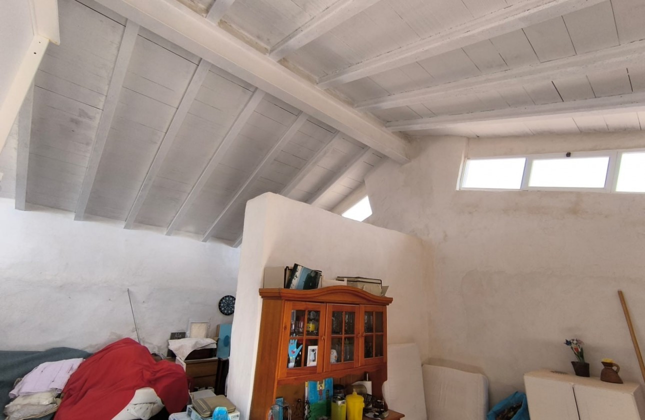 Revente - Property - Yecla - Inland