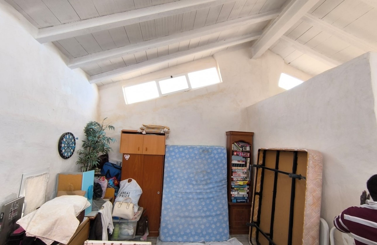 Revente - Property - Yecla - Inland