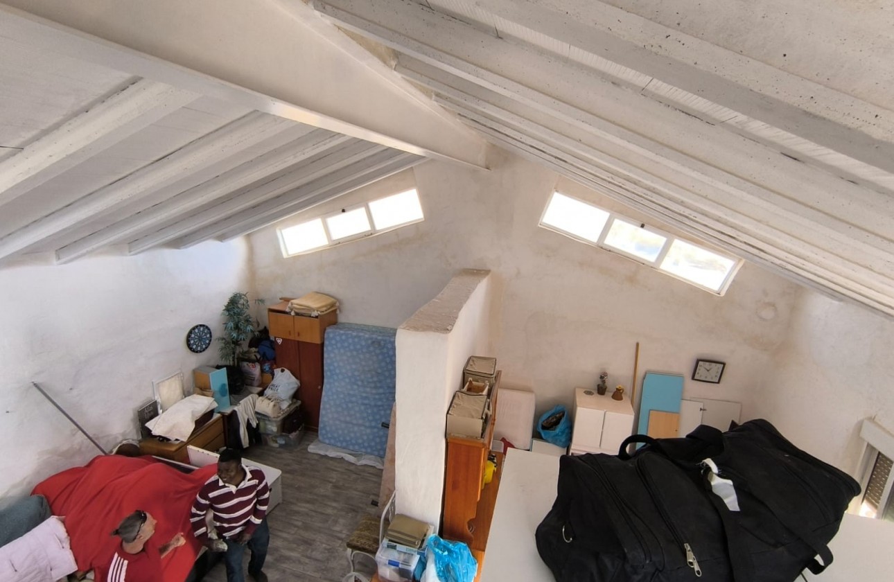 Revente - Property - Yecla - Inland