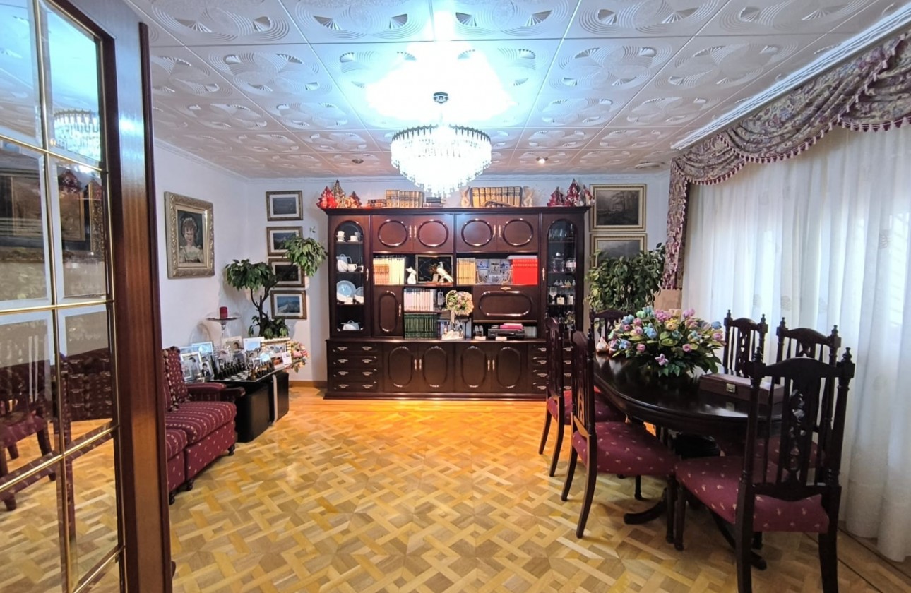 Resale - Villa - Sax - Inland
