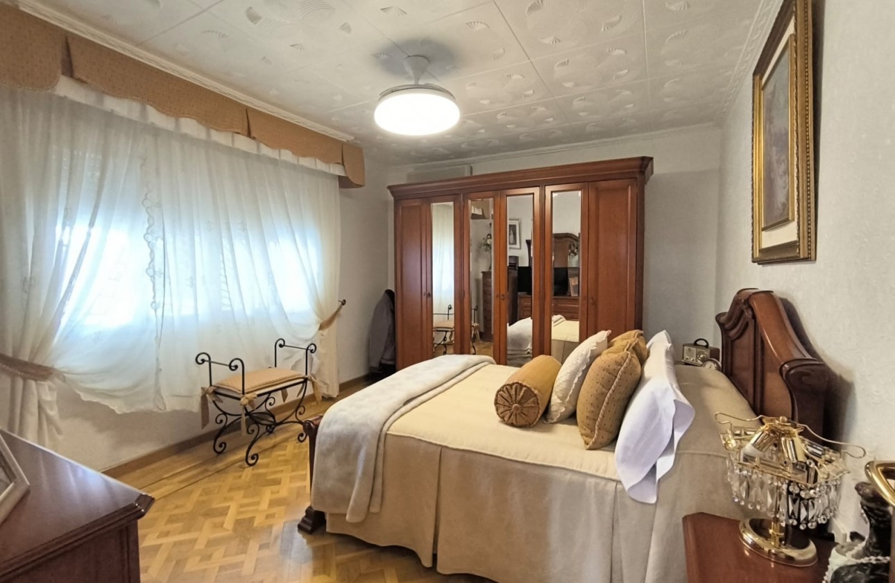 Resale - Villa - Sax - Inland