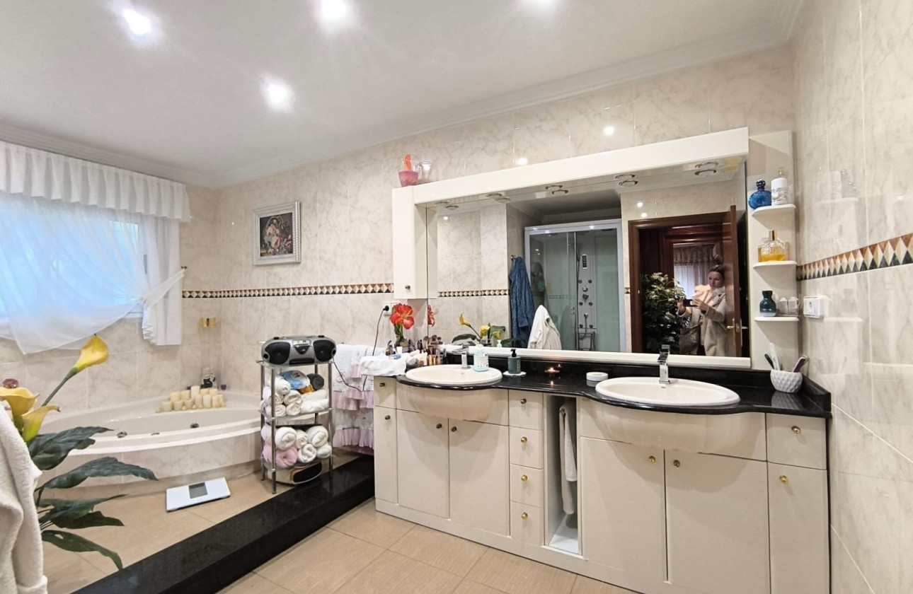 Resale - Villa - Sax - Inland