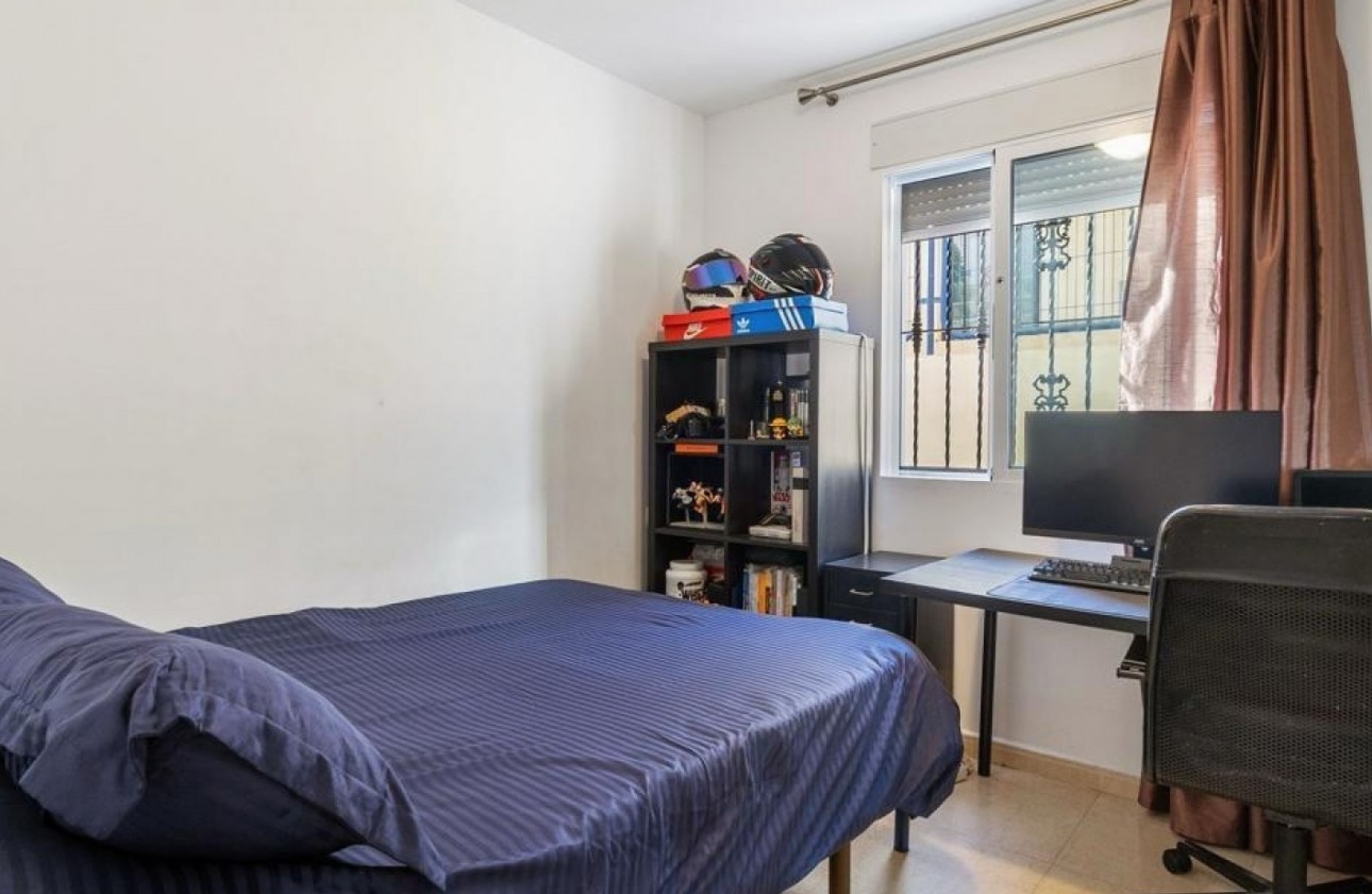 Revente - Villa - Orihuela Costa - Costa Blanca