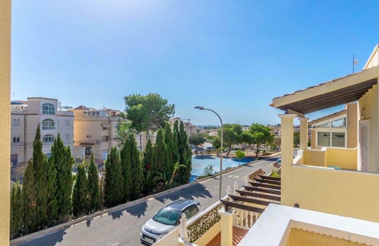Revente - Villa - Orihuela Costa - Costa Blanca