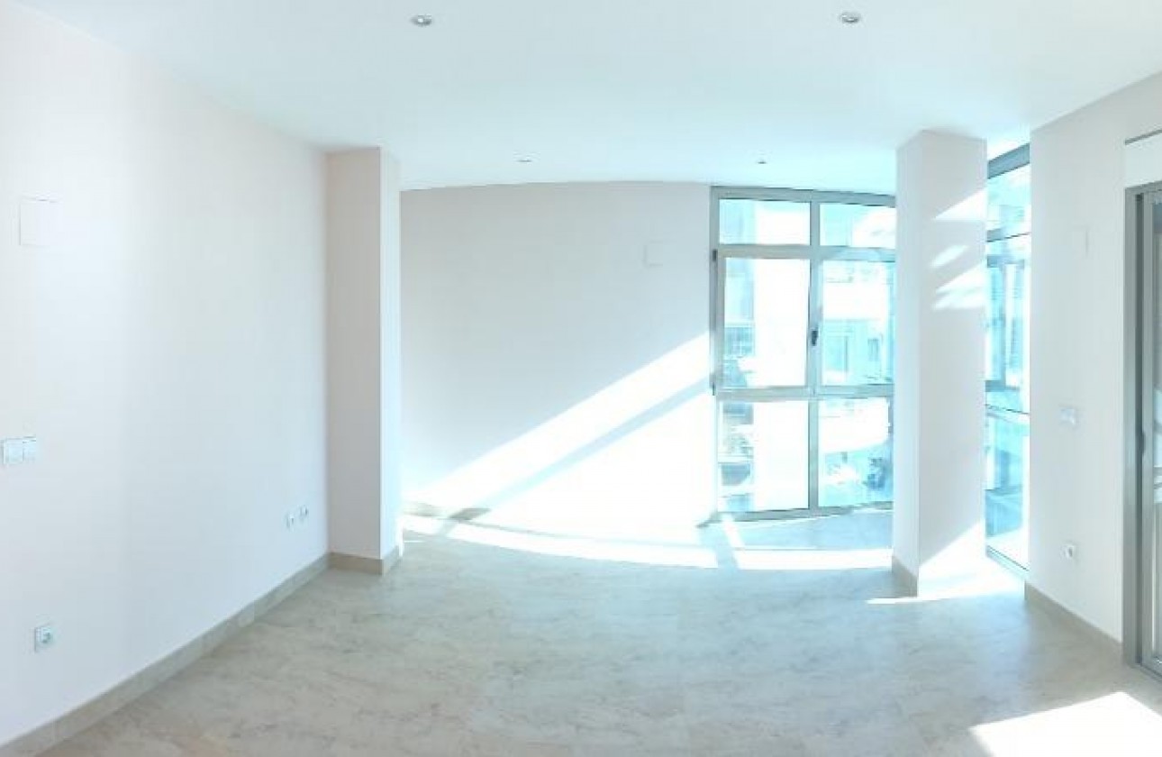 Reventa - Apartamento / piso - Torrevieja - Estacion de autobuses