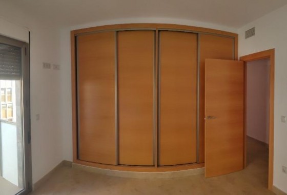 Reventa - Apartamento / piso - Torrevieja - Estacion de autobuses