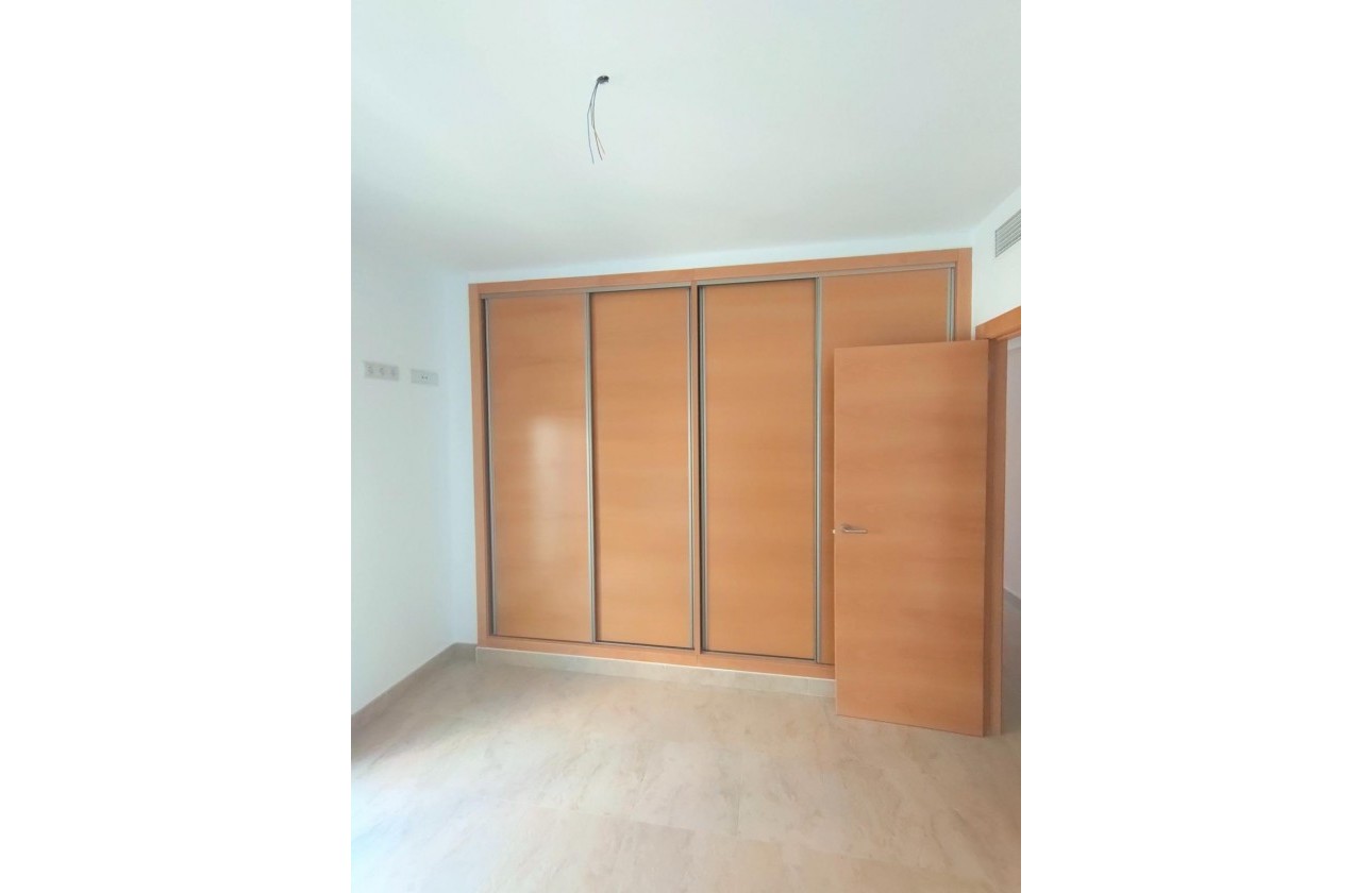 Reventa - Apartamento / piso - Torrevieja - Estacion de autobuses