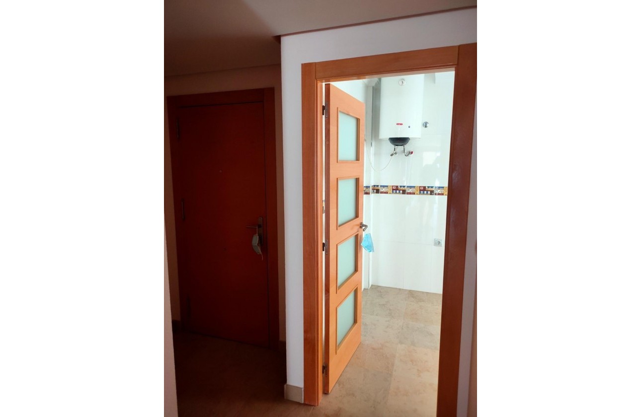 Reventa - Apartamento / piso - Torrevieja - Estacion de autobuses