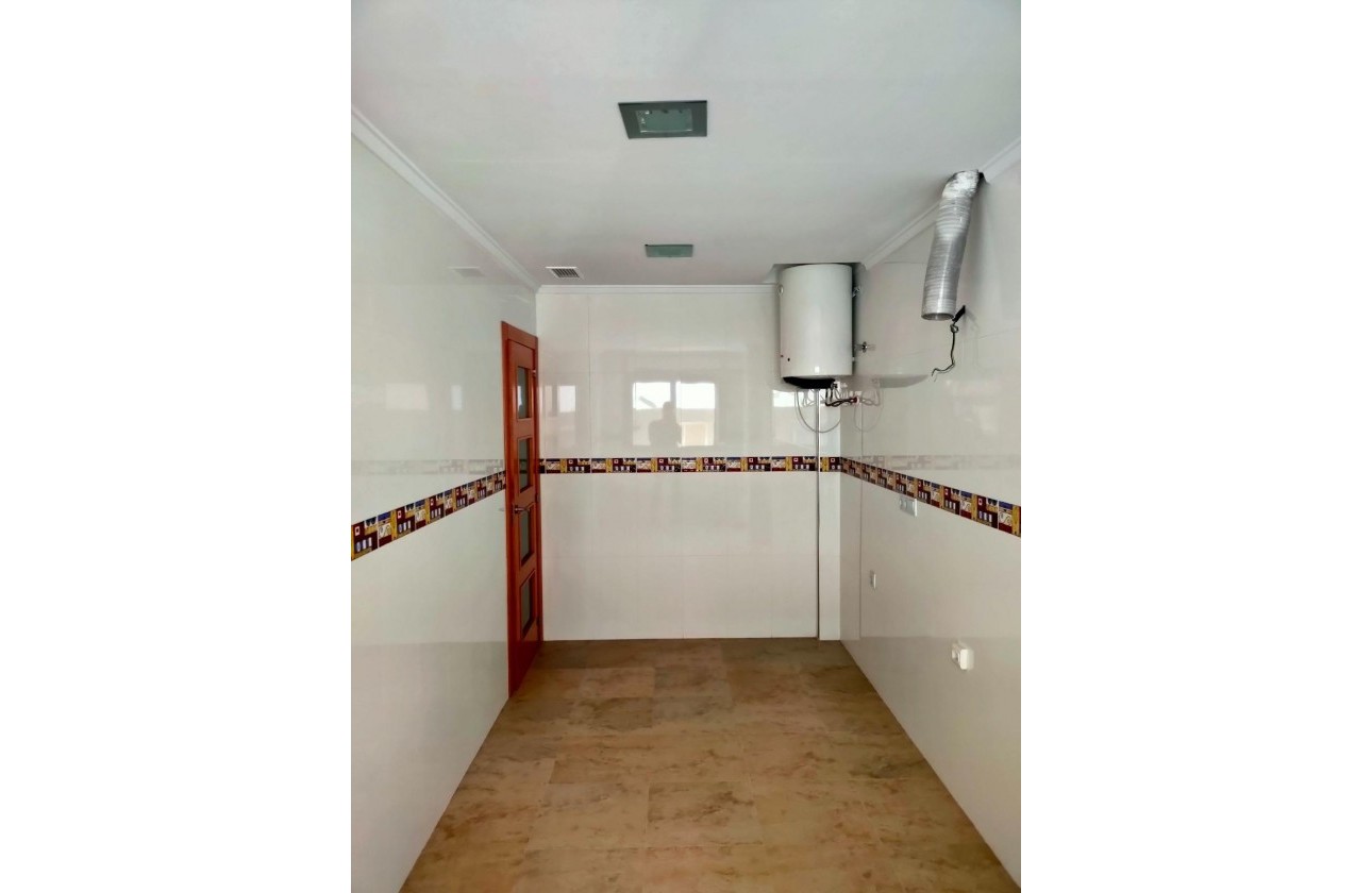 Reventa - Apartamento / piso - Torrevieja - Estacion de autobuses