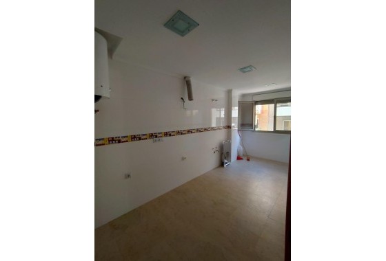 Reventa - Apartamento / piso - Torrevieja - Estacion de autobuses