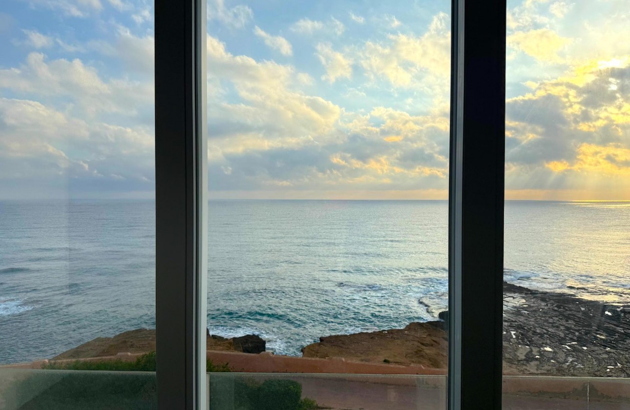 Resale - Apartment / flat - Torrevieja - Cabo cervera
