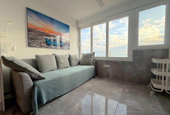 Resale - Apartment / flat - Torrevieja - Cabo cervera