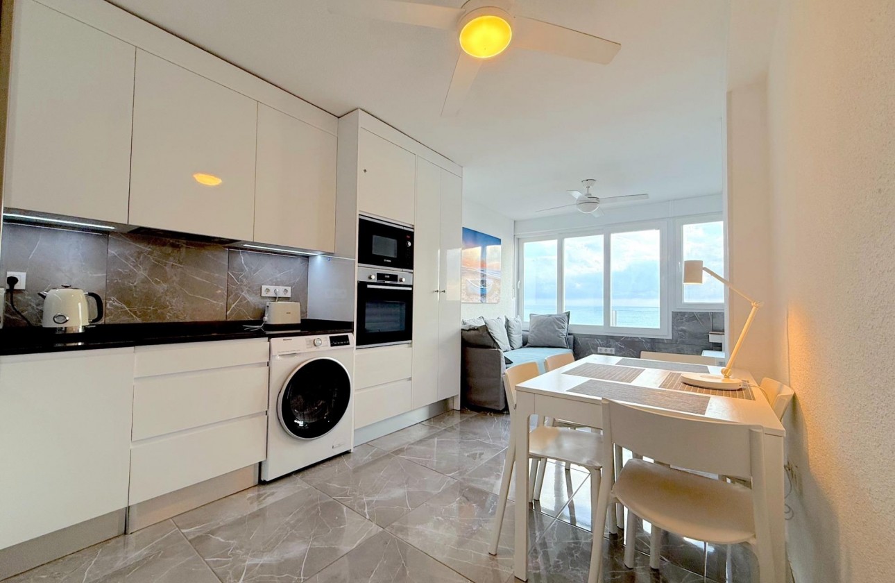 Resale - Apartment / flat - Torrevieja - Cabo cervera