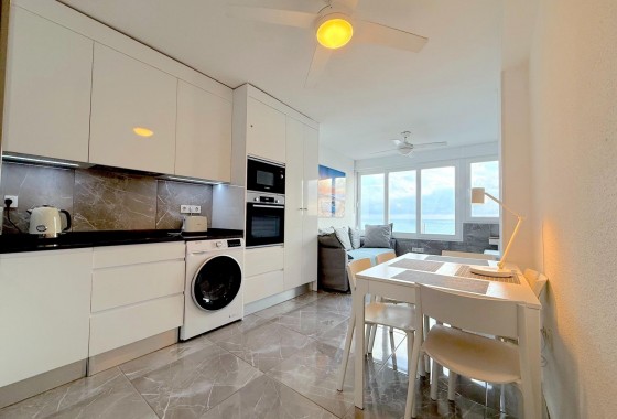 Resale - Apartment / flat - Torrevieja - Cabo cervera